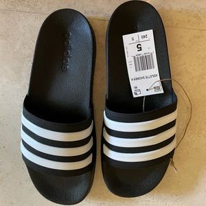 Adidas adilette slide NWT